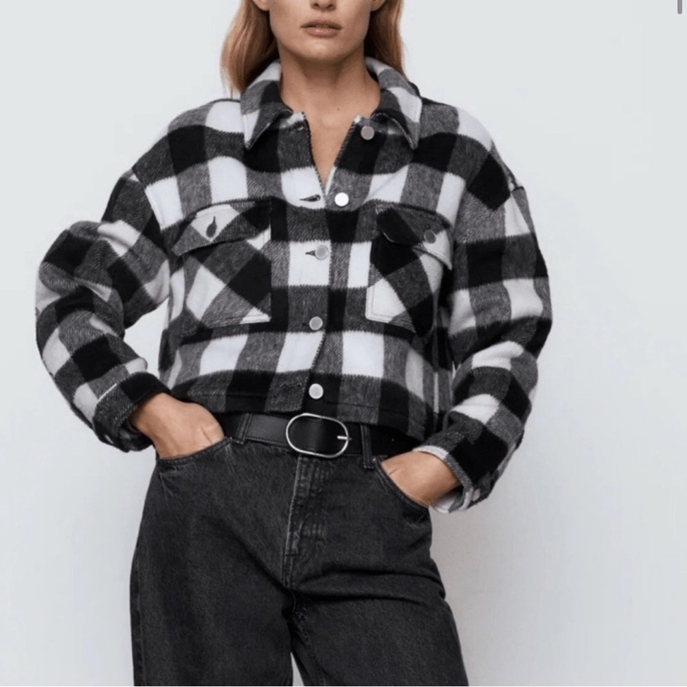 Zara size xs Plaid Black and White Women's Cropped Jacket
